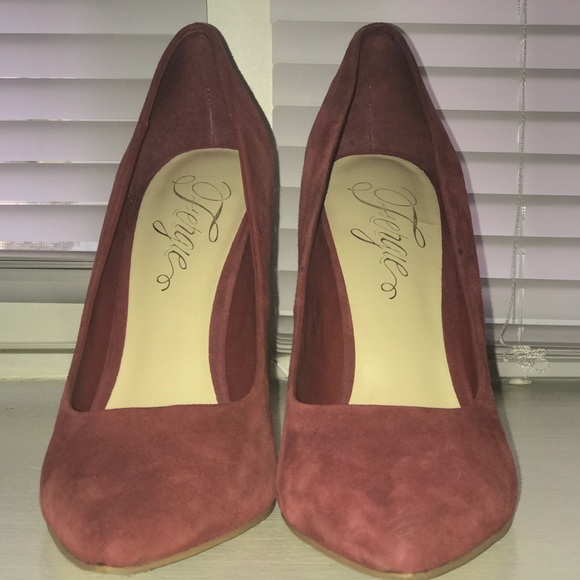 Fergie Alexi Pointed Toe Suede Red Heels - Picture 5 of 6